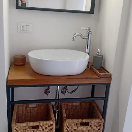 Апартаменты Casa Renova, Intero Appartamento, 2 Camere, Max 4 Ospiti, Zona Storica *