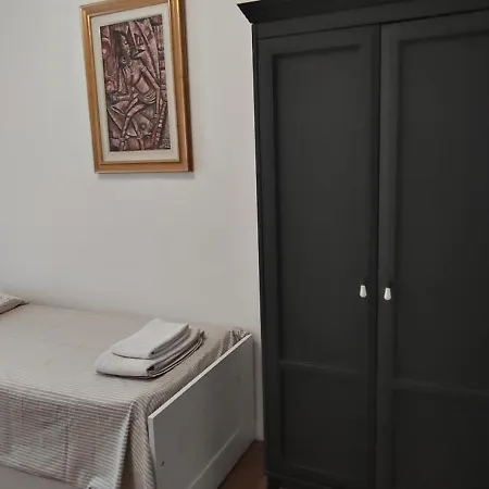 شقة Casa Renova, Intero Appartamento, 2 Camere, Max 4 Ospiti, Zona Storica