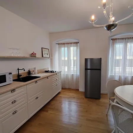 Casa Renova, Intero Appartamento, 2 Camere, Max 4 Ospiti, Zona Storica Apartmán *